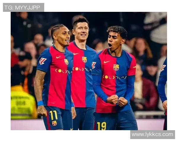 塞维利亚签下巴萨年轻后卫，新赛季备战更加充实愈发堂皇