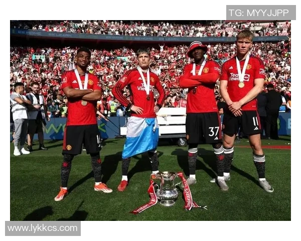 英格兰足球队五名关键球员受伤，主力阵容岌岌可危