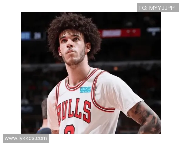 公牛主教练宣布球队重建计划，新赛季或将大动作引发球迷热议